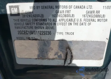 2001 Chevrolet Silverado 1500 from USA, damaged, VIN 2GCEC19V011229236